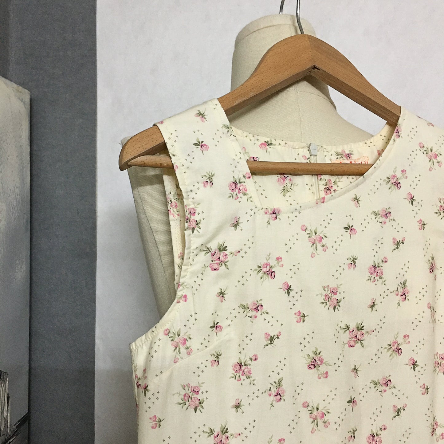 Vintage Art Floral Cotton Dress (Shipping included)