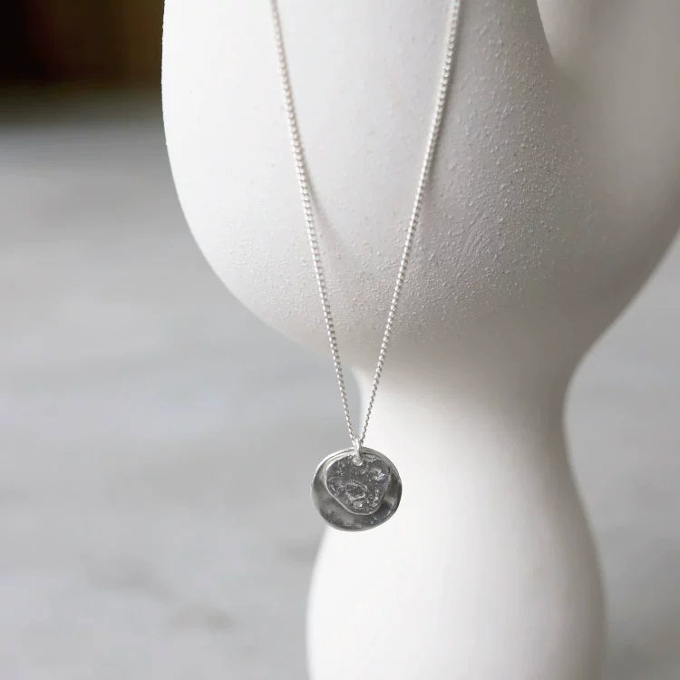 Japanese 925 silver wavy simple necklace hand-made irregular round plate pendant necklace (Shipping not included)