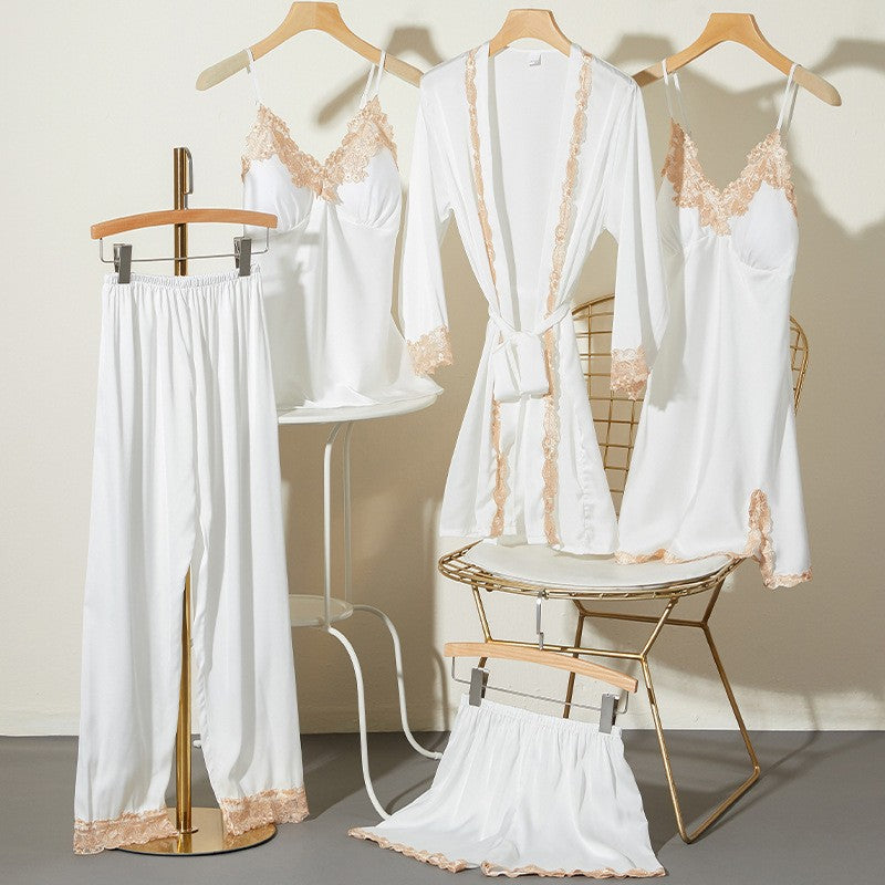 Five-piece set silk and lace pajamas (Shipping not included).