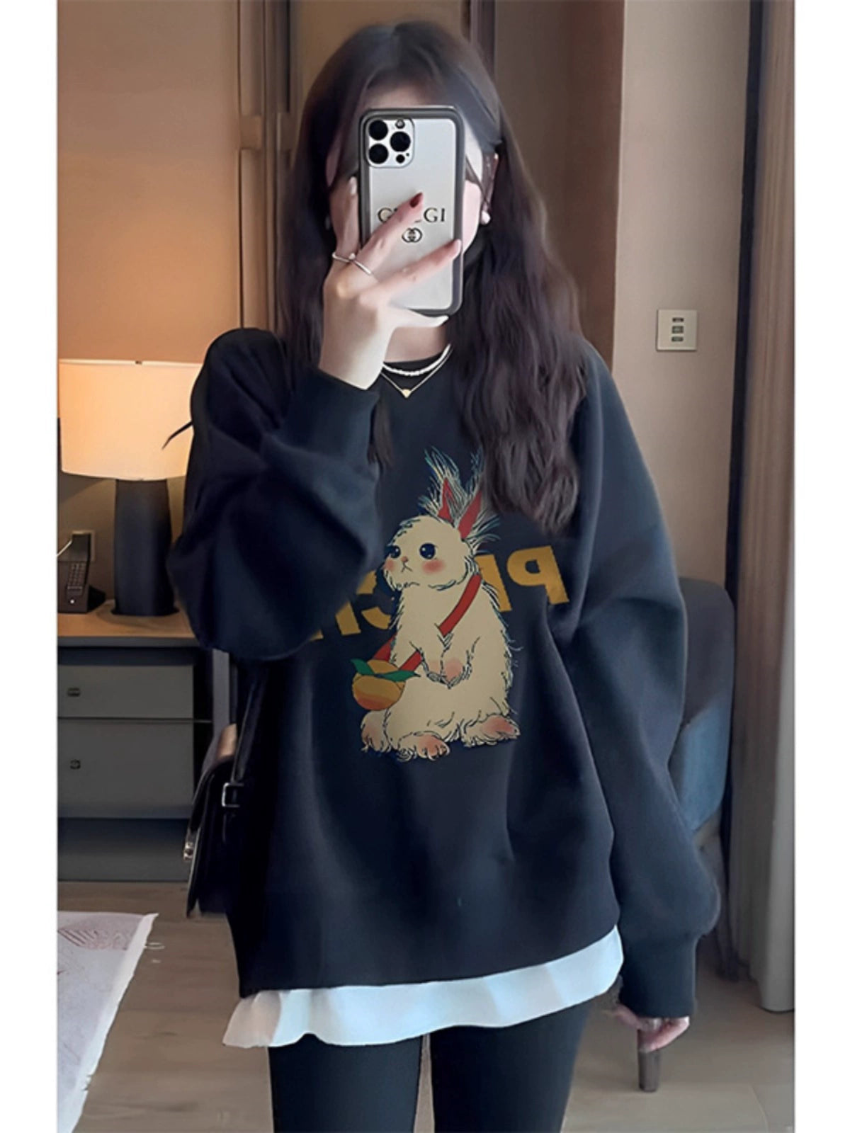 Round neck black cartoon plush thick hoodie (Shipping not included)