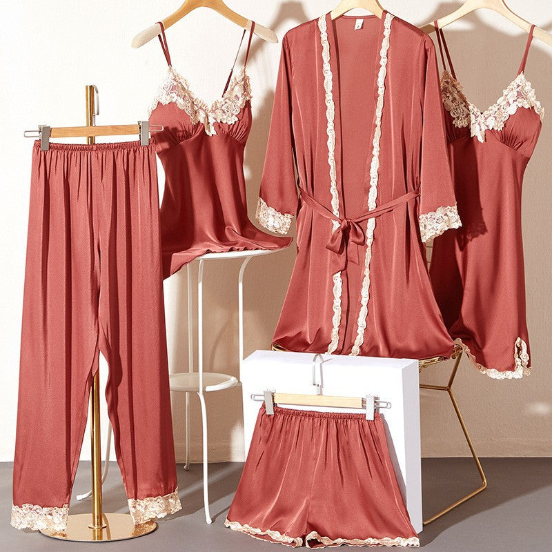 Five-piece set silk and lace pajamas (Shipping not included).